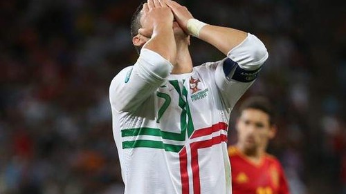 C.Ronaldo thất vọng vì nhận đá penalty cuối cùng