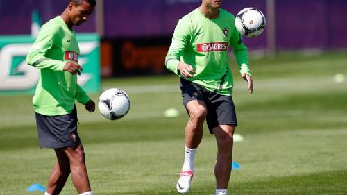 Nani: Cristiano Ronaldo đã "nói dối"