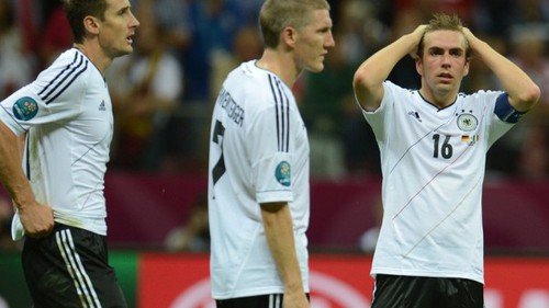 Vĩ thanh cho Mannschaft: Ta yêu người, chỉ một ngày thôi….