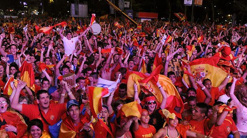 Chức VĐ EURO giúp người TBN tạm quên đi khó khăn kinh tế