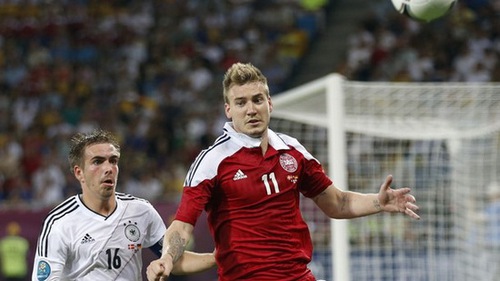 Bendtner đắt hàng sau EURO 2012