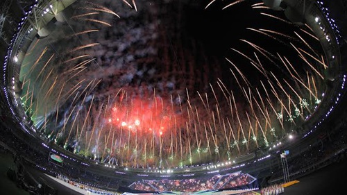 Lung linh sắc màu lễ khai mạc SEA Games 27