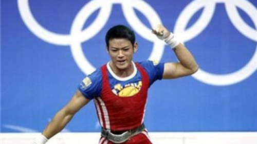 VIDEO: Khoảnh khắc Thạch Kim Tuấn phá liên tiếp 2 kỉ lục SEA Games