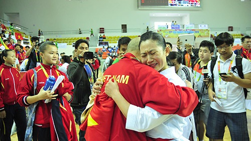 Nguyễn Hoàng Ngân, huy chương cho lòng dũng cảm