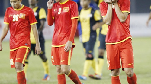 CHÙM ẢNH: Nước mắt U23 Việt Nam ngày rời sân chơi SEA Games