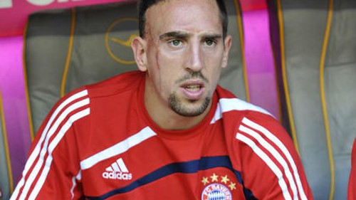 HLV trưởng, đội trưởng đội tuyển Việt Nam bầu Quả bóng vàng cho Ribery
