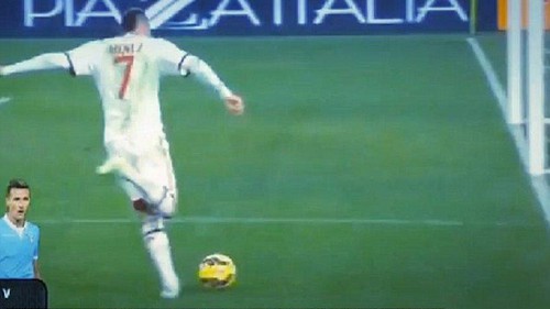 Chiêm ngưỡng pha dứt điểm 'dị' chưa từng thấy của Jeremy Menez