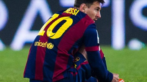 Nội bộ Barca bất ổn và cơ hội của Man City