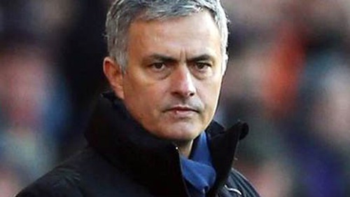 Mourinho & nỗi băn khoăn hàng thủ