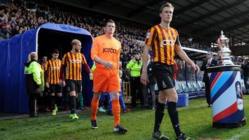 Bradford: Những nhân viên siêu thị đánh bại các ngôi sao triệu phú Chelsea