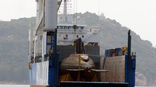 Tàu ngầm Kilo Hải Phòng đã về đến vịnh Cam Ranh an toàn