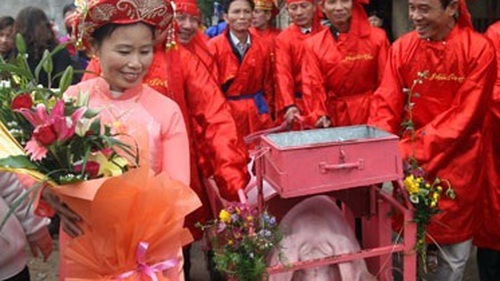 'Lại phải yêu để mà hiểu'