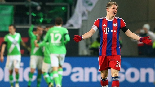 Wolfsburg 4-1 Bayern Munich: Cú SỐC đầu tiên sau mùa Đông
