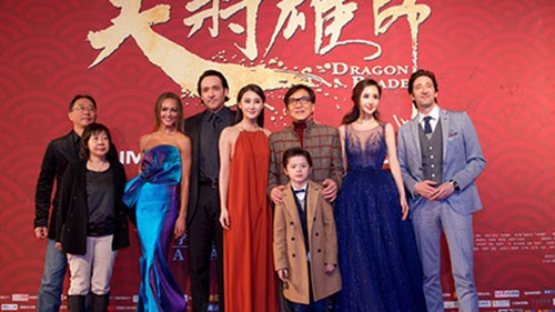 Ngôi sao võ thuật Thành Long: 'Tôi khắc nghiệt với con'