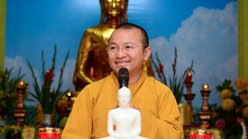 Tử tế là mạch sống tình người, đừng làm nó chết