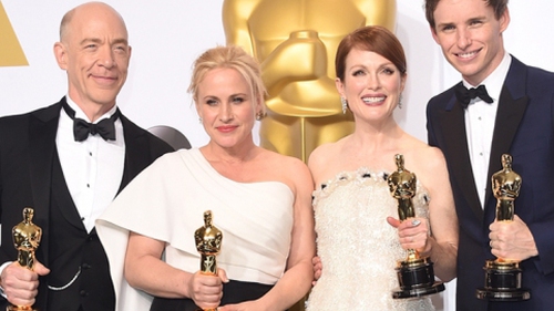 Chuyện ít biết bên lề Oscar: Người chấm giải không xem phim, khán giả 'chém gió'