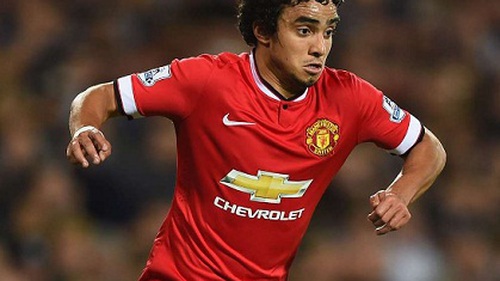 Man United: HLV Van Gaal lên kế hoạch bán Rafael da Silva và Jonny Evans