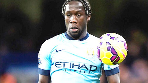 Bị thất sủng, Sagna cân nhắc rời Man City