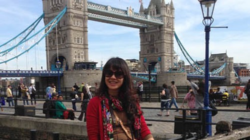 MC Diễm Quỳnh sang Anh làm giám khảo