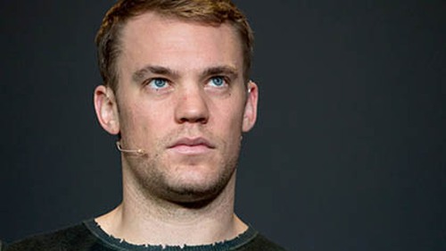 Manuel Neuer: Chẳng có gì phải khóc khi phạm sai lầm