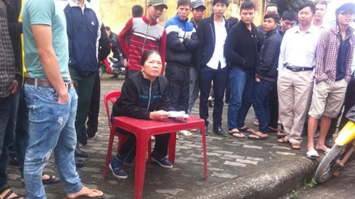 Chưa bán công khai, dân phe đã 'thổi giá'