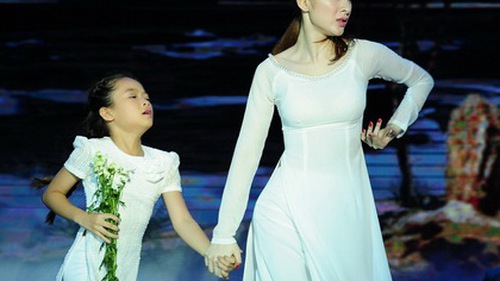 Những hạt sạn trong đêm chung kết 'Bước nhảy hoàn vũ'