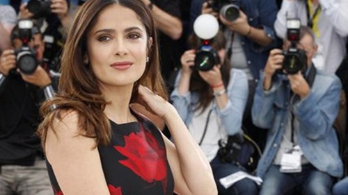 Salma Hayek: 'Nữ chỉ được trả thù lao cao hơn nam khi đóng phim khiêu dâm'