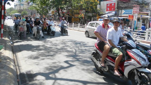 Hà Nội chạy đâu cho khỏi nắng