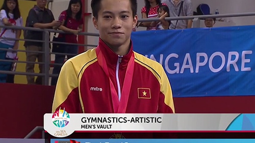 Lê Thanh Tùng: 'Nếu nhận được tiền thưởng, em sẽ gửi về nhà liền'