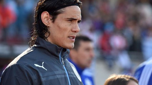 Bố đâm chết người trong tai nạn xe hơi, Edinson Cavani có thể nghỉ trận Tứ kết với Chile