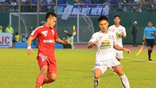Con số & bình luận: Becamex Bình Dương vô địch lượt đi V-League 2015