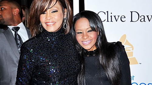 Con gái Whitney Houston qua đời 3 năm sau cái chết của mẹ đẻ