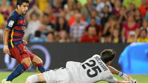 Màn trình diễn ấn tượng của Wojciech Szczesny trước Barcelona