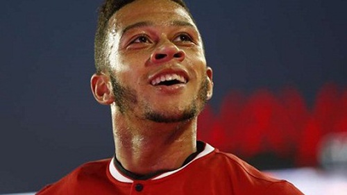 Man United công bố số áo: Depay tiếp quản áo số 7 , số 9 để trống, không có chỗ cho Valdes