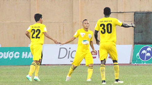 FLC Thanh Hóa – Đồng Tháp 1-0: Quốc Phương giúp xứ Thanh tạm chiếm ngôi đầu