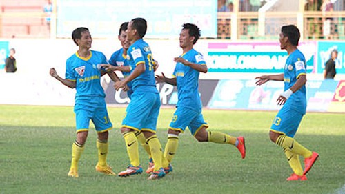 S. Khánh Hòa BVN – SHB Đà Nẵng 2-1: Cựu vương dùng tiểu xảo vẫn thua