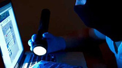 Cảnh báo mạo danh hải quan lừa đảo 'bán thanh lý xe trốn thuế' qua Facebook