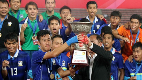 DIỄN ĐÀN: Đuổi theo Thái Lan bằng cách nào?