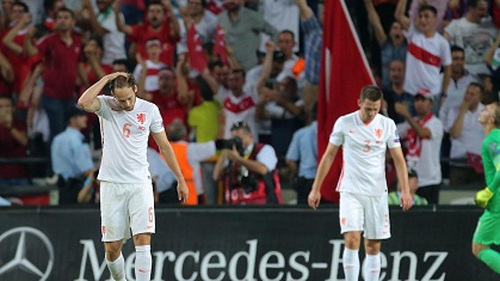 Truyền thông Hà Lan than vãn sau trận thua Thổ Nhĩ Kỳ