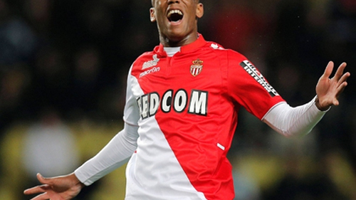 'Cơn sốt' Anthony Martial của Man United: Thay vì đi bar thì về nhà với vợ con