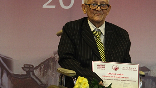 Nhà nghiên cứu Hà Nội Giang Quân: Đôi chân mỏi, trái tim chưa mỏi