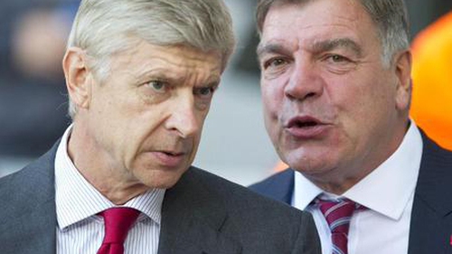 'Arsene Wenger là một gã ngạo mạn, và Rafa Benitez cũng vậy’