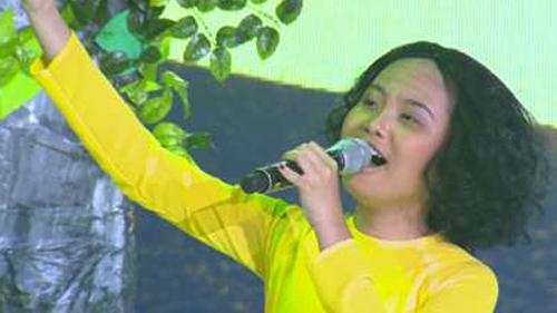 Gương mặt thân quen nhí 2015: Phương Mỹ Chi đã trở lại với hình ảnh quen thuộc