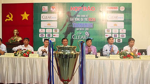 VCK U21 Báo Thanh Niên – Cúp CLEAR Men 2015: Vẫn tinh thần bóc ngắn, cắn dài