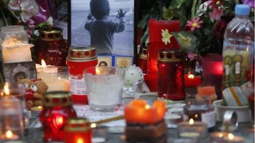 'Phần đuôi máy bay Nga đã chịu lực tác động giống như do bom'