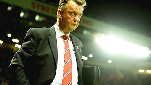 Man United: Cầu thủ trẻ hay tấm áo giáp vàng của Van Gaal