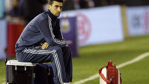 Pastore sẽ trở lại Pháp dù mất hai người bạn trong vụ khủng bố ở Paris