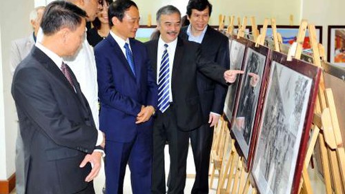 TTXVN trưng bày ảnh 'Việt Nam - Cu Ba, 55 năm Đoàn kết và Hợp tác'