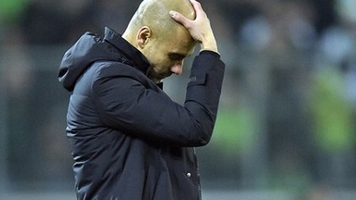 Thất bại đầu tiên sau 15 trận của Bayern Munich