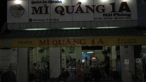 Ăn mỳ quảng ở quán ngon bậc nhất Đà Nẵng